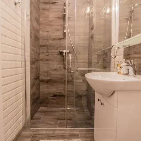 1-Bedroom Apartment - Kazimierz- Starowislna 54 Krakow Exterior photo