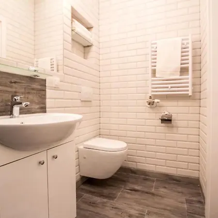 1-Bedroom Apartment - Kazimierz- Starowislna 54 Krakow Exterior photo